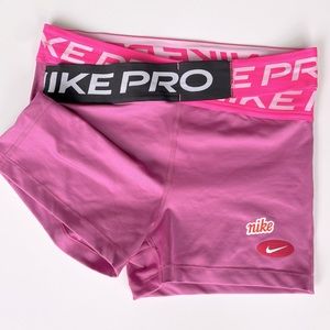 Nike Pro Shorts **ICON CLASH**